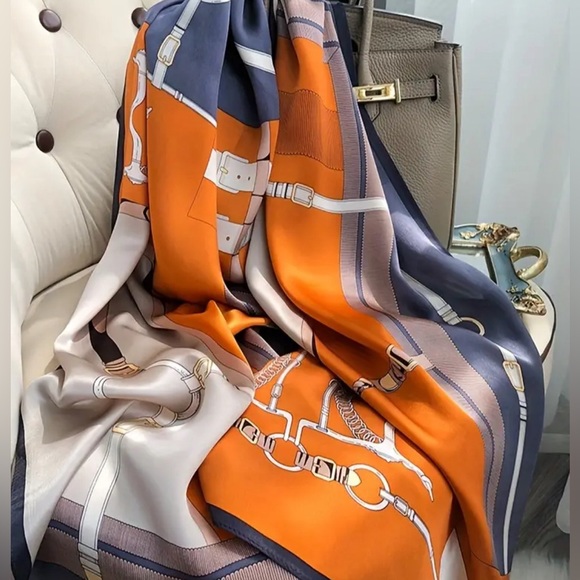 Colley’s Stuffed Mystery Appreciation Tote 🔥 More You Bid, More you get - Picture 8 of 15